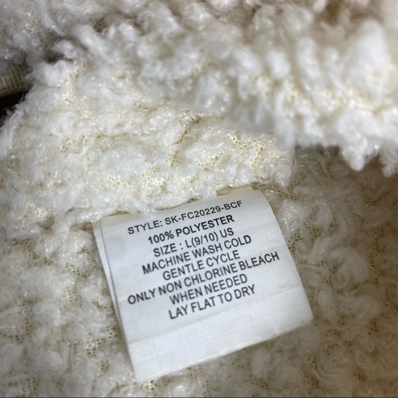 French Connection House Slippers Size: Large(9-10) - Picture 7 of 7